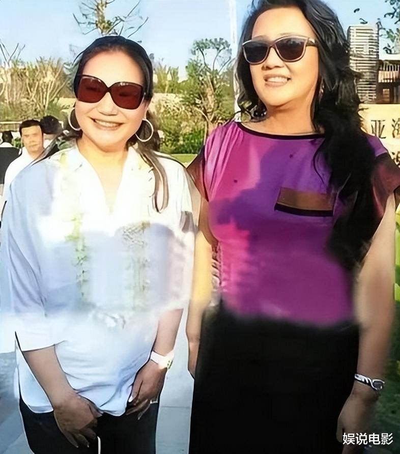 被问张兰开轰大S,S妈回应:不认识