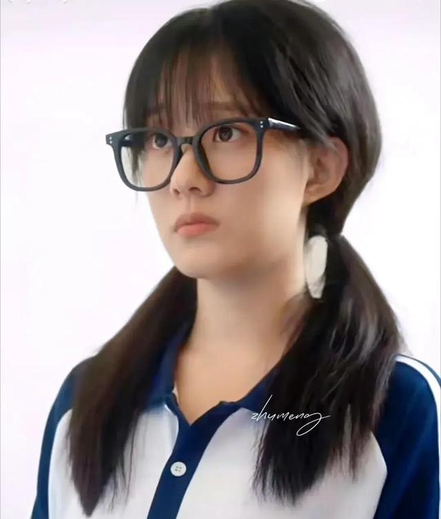 短国10月女王侯呈玥 部部现象级爆火 搭档的热门男主个个都有CP感