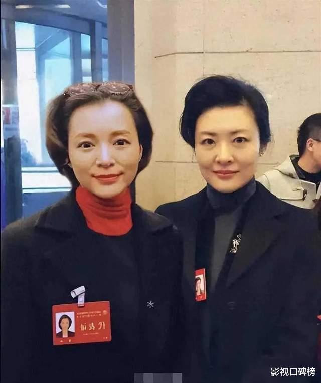 董卿|董卿回归主持《朗读者》大受欢迎，她还向周涛炫耀10岁的儿子