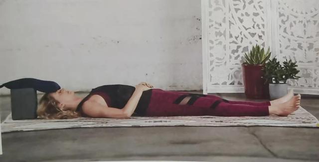 推荐一套超好用的瑜伽序列，周末在家练起来！