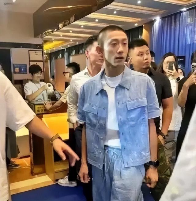 被张一山的近照吓到了,他怎么成这样了?