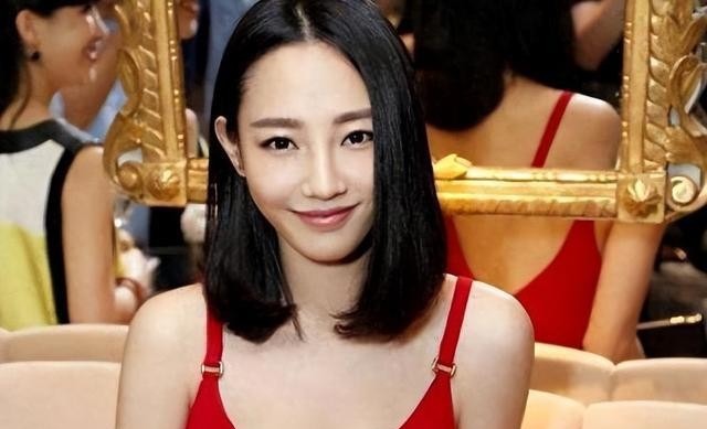 第一狗仔卓伟爆出的11个明星大瓜,赵丽颖怀孕,刘晓庆出狱照