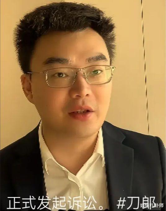 炮轰刀郎的音乐人陈伟闯大祸了！胡律师已起诉，陈伟骂他是江苏人的耻辱