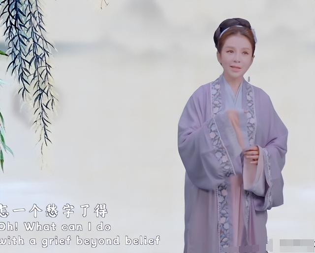 7版李清照大比拼,何赛飞马凡舒拔得头筹,网友:央视真会选人!