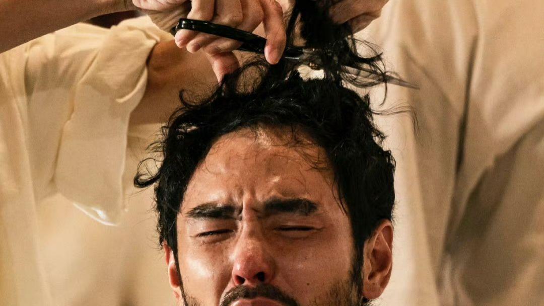 41岁阮经天打了多少“浓妆”男明星的脸？给你们看看啥叫男人