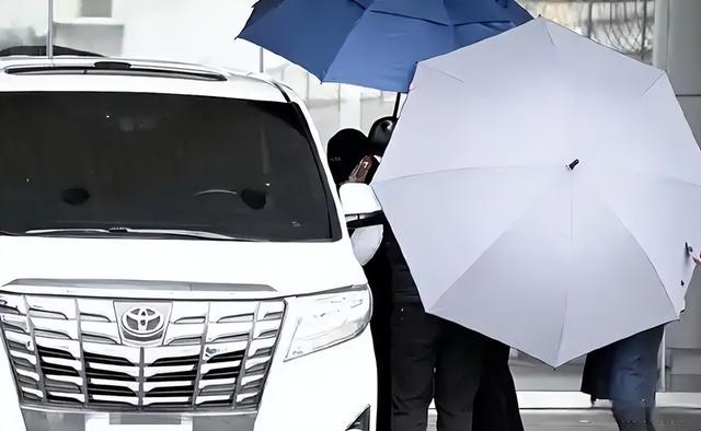 大S离世第4天，令人担忧的事情还是发生了，小S旅游安排成焦点