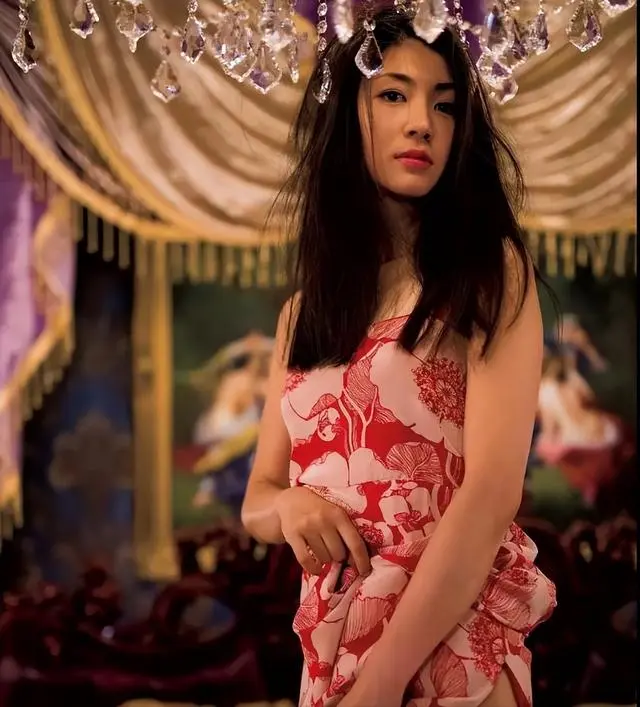 泷内公美，甘为艺术献身的岛国女星！