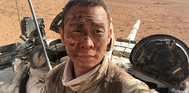 油头粉面就不要演军人了，让这7位男星告诉你，什么叫军人形象
