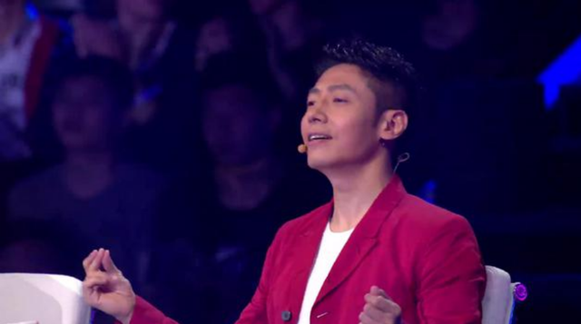 撒贝宁主持节目,一位院士念错字,撒贝宁却说:我也想跟您这样读