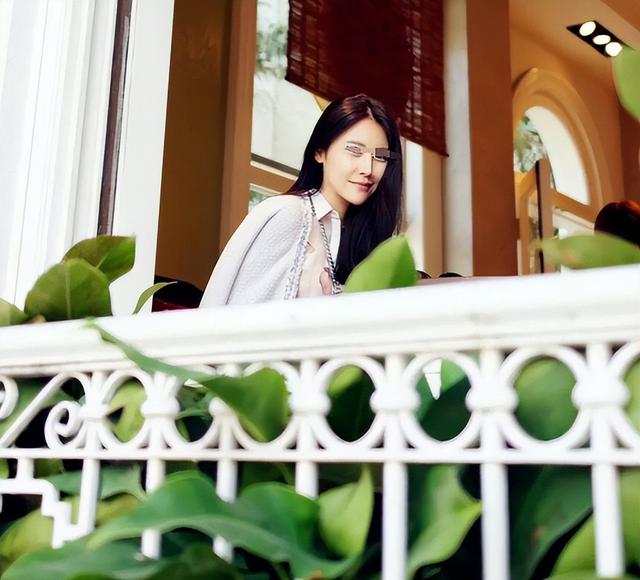 宣布秘密生子!性别生日全都不曝光,保护隐私专心当大小姐