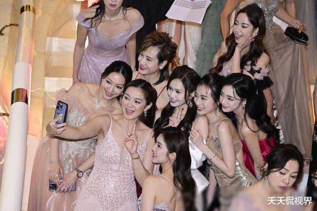逾50位前港姐齐聚一堂,慈善晚宴星光熠熠