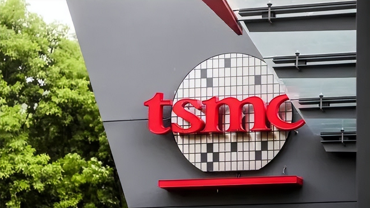 华为：再见了，再见了ASML，外媒：北斗地球仪成功了