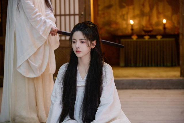 杨超越《墨雨云间》姜梨一角惊艳四座，网友：演技大爆发！