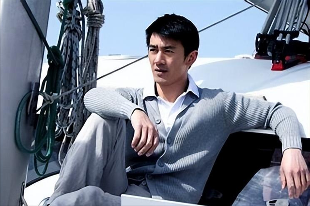 “兵王”任天野：8岁被遗弃，走红后单挑打趴吴京，曾是刘欢保镖