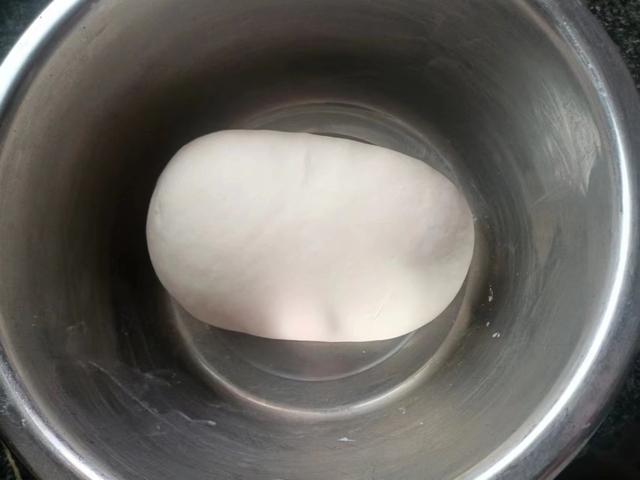 6月天气热,抓紧吃这菜,比黄瓜脆嫩比茄子鲜美,包饺子贼香