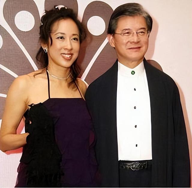 朱玲玲:最幸运不是生三个儿子,而是离婚后,前夫没给孩子找后妈