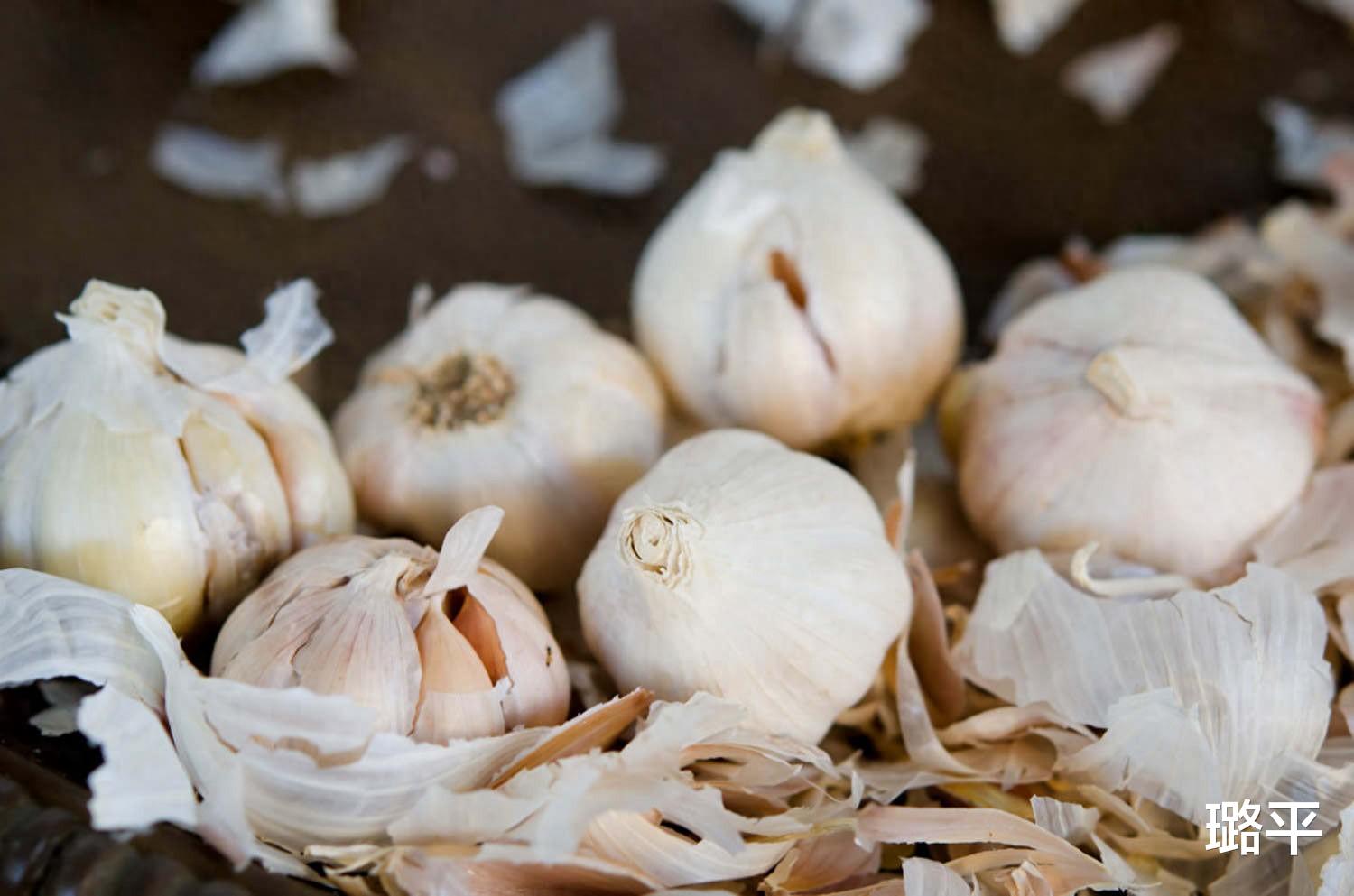 大蒜做梦也没想到，能跟华为、大疆坐一桌，美国要制裁中国大蒜