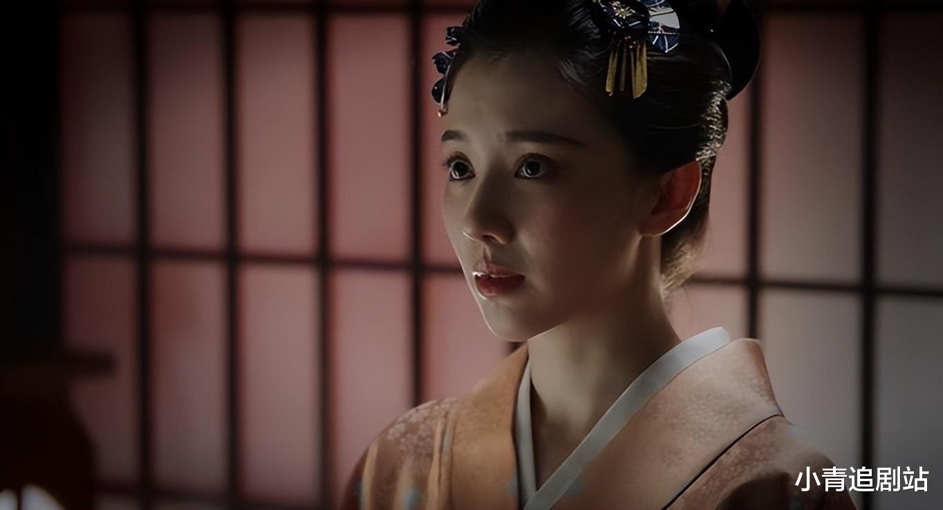 女演员长相多重要?《哈尔滨1944》30岁气质女配爆改村姑,不敢认