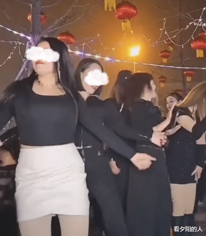 四朵金花离婚狂欢,拿着赔偿彻夜蹦迪,难怪她们都不愿生娃