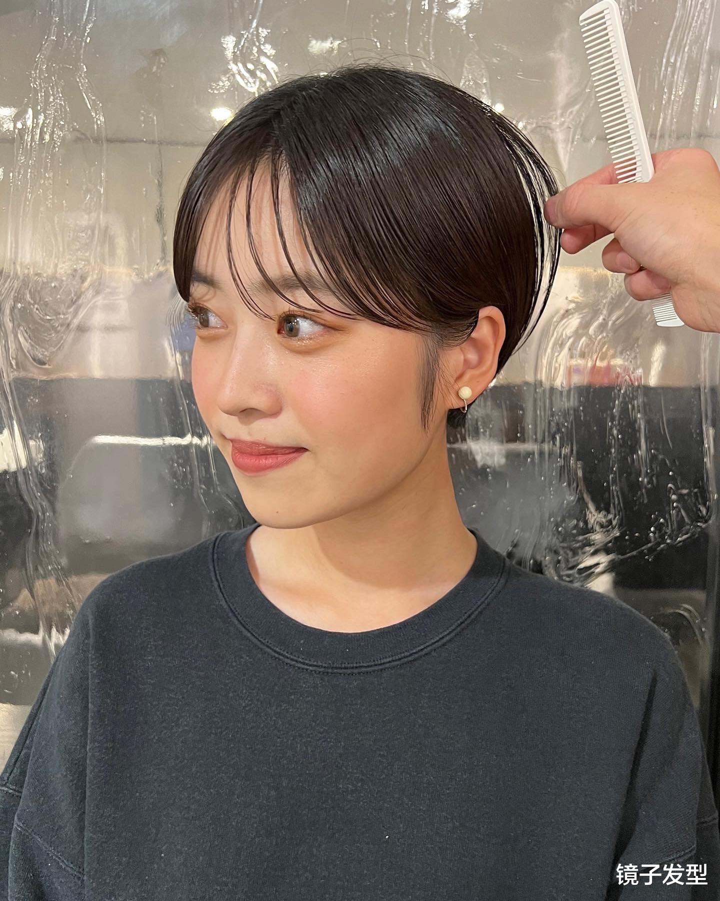 挂耳女士短发，尽显精致魅力