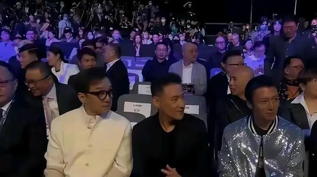 这一次,42岁的谢霆锋,让所有人见识到了他在香港影坛的地位