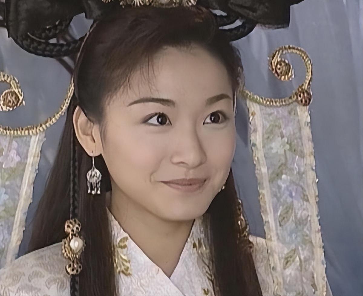 她因演戏被打成脑震荡，今一健身就晕厥，当事人下跪都没有被原谅