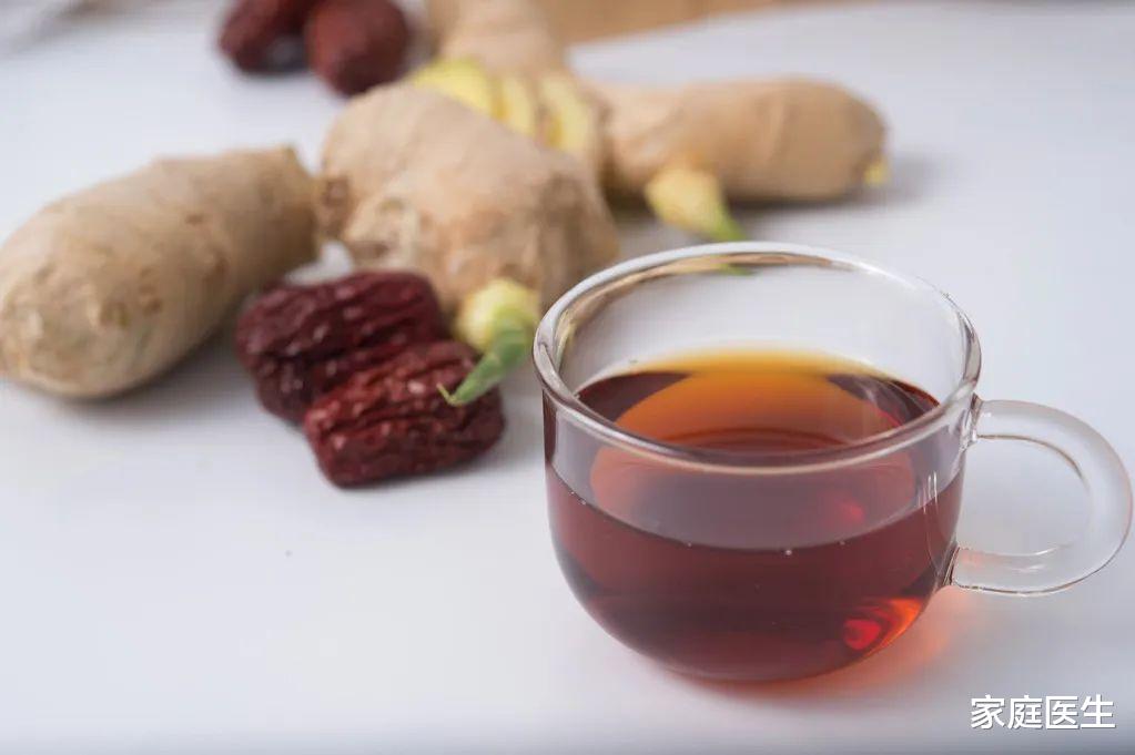 生姜配一宝，口臭、便秘、老胃病全赶跑！但2类人别碰，吃进去就是“毒”