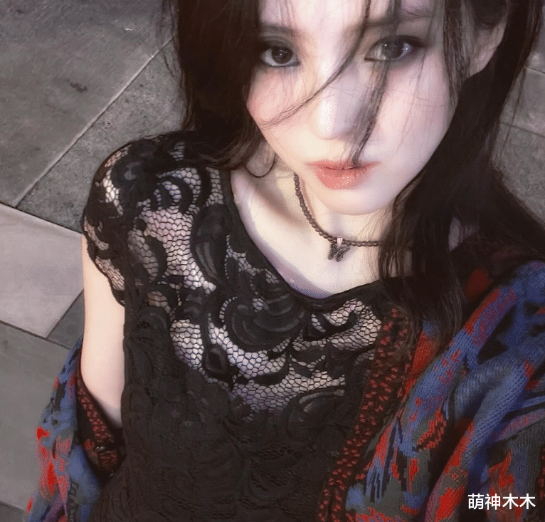 韩素希无惧小三风波,恋情曝光后心情大好,疑似倒追男方被骂翻