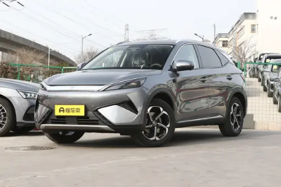 比亚迪再掀价格风暴！纯电SUV12万起，续航突破500km的底气在哪？