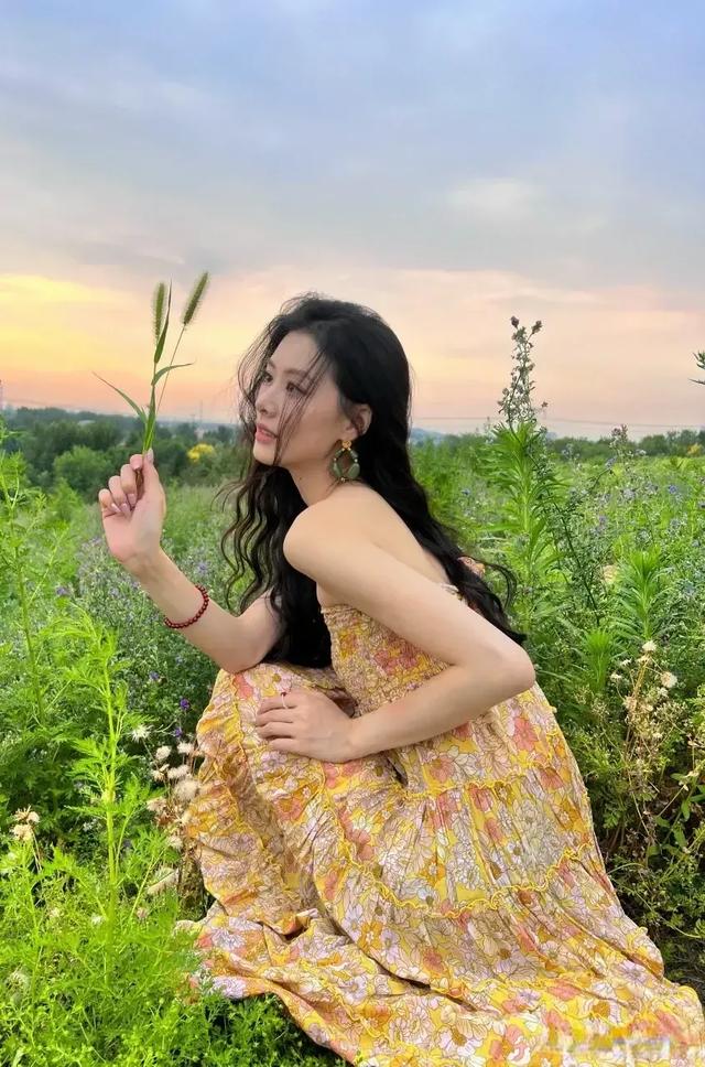 赵夕汐——美图写真欣赏，张张楚楚动人心魄的瞬间靓照分享给大家