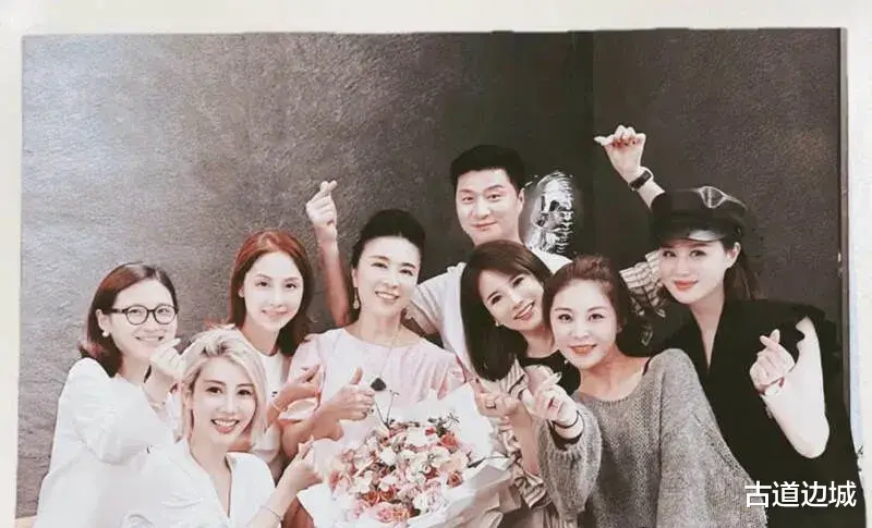 范冰冰一家合照盛世美颜