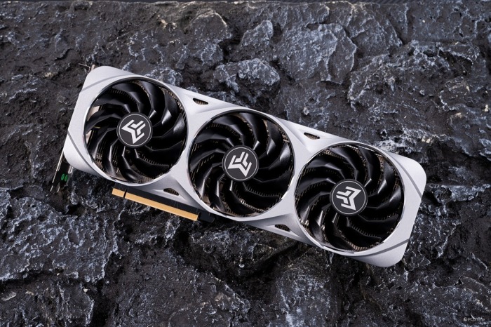 经典不朽！影驰4070 Ti S经典金属大师上手体验