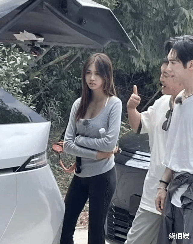 “爸爸”综艺路透曝光,考拉顶级美貌获赞,Kimi王诗龄多多难回归