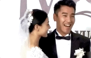 高圆圆赵又廷参加好友婚礼,相视而笑画风超甜,结婚10年却恩爱如初