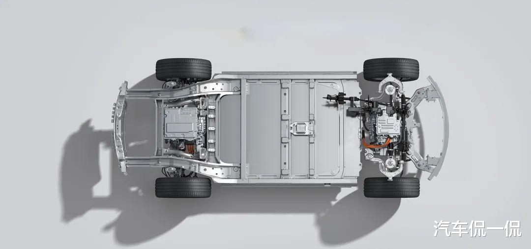 Model 3劲敌！4.8米纯电17万起，3.8秒破百+650km续航