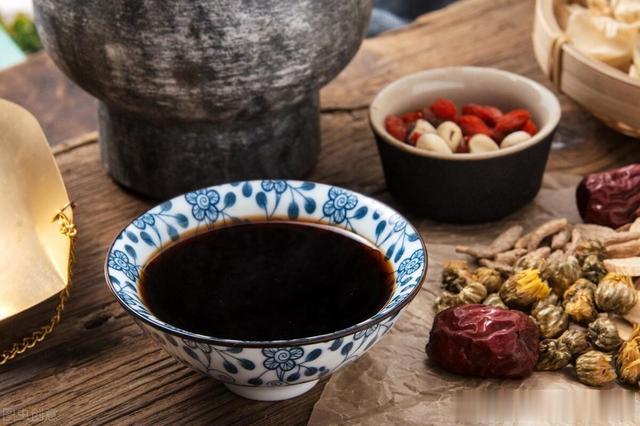 平时不吃寒的，为什么还会脾胃虚寒？其实就是这两处“火”太小了