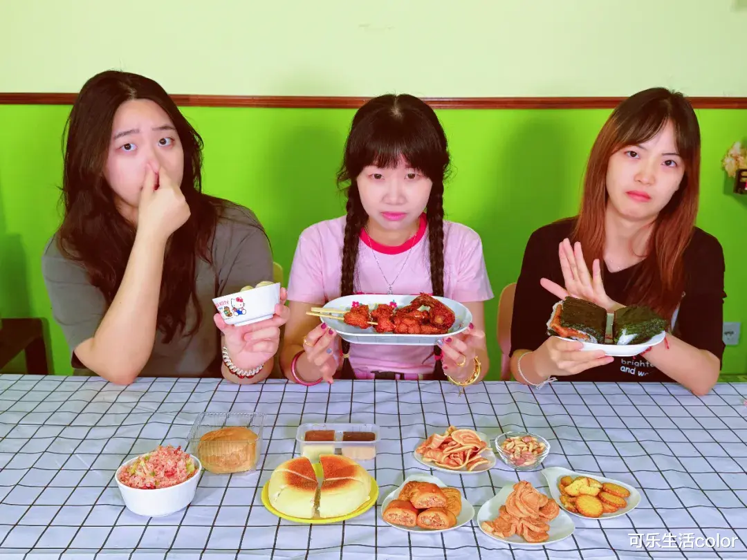 汤洛雯感慨:马明婚后变咗!男方离开香港北上觅食,靠“顺其自然”难“造人”~