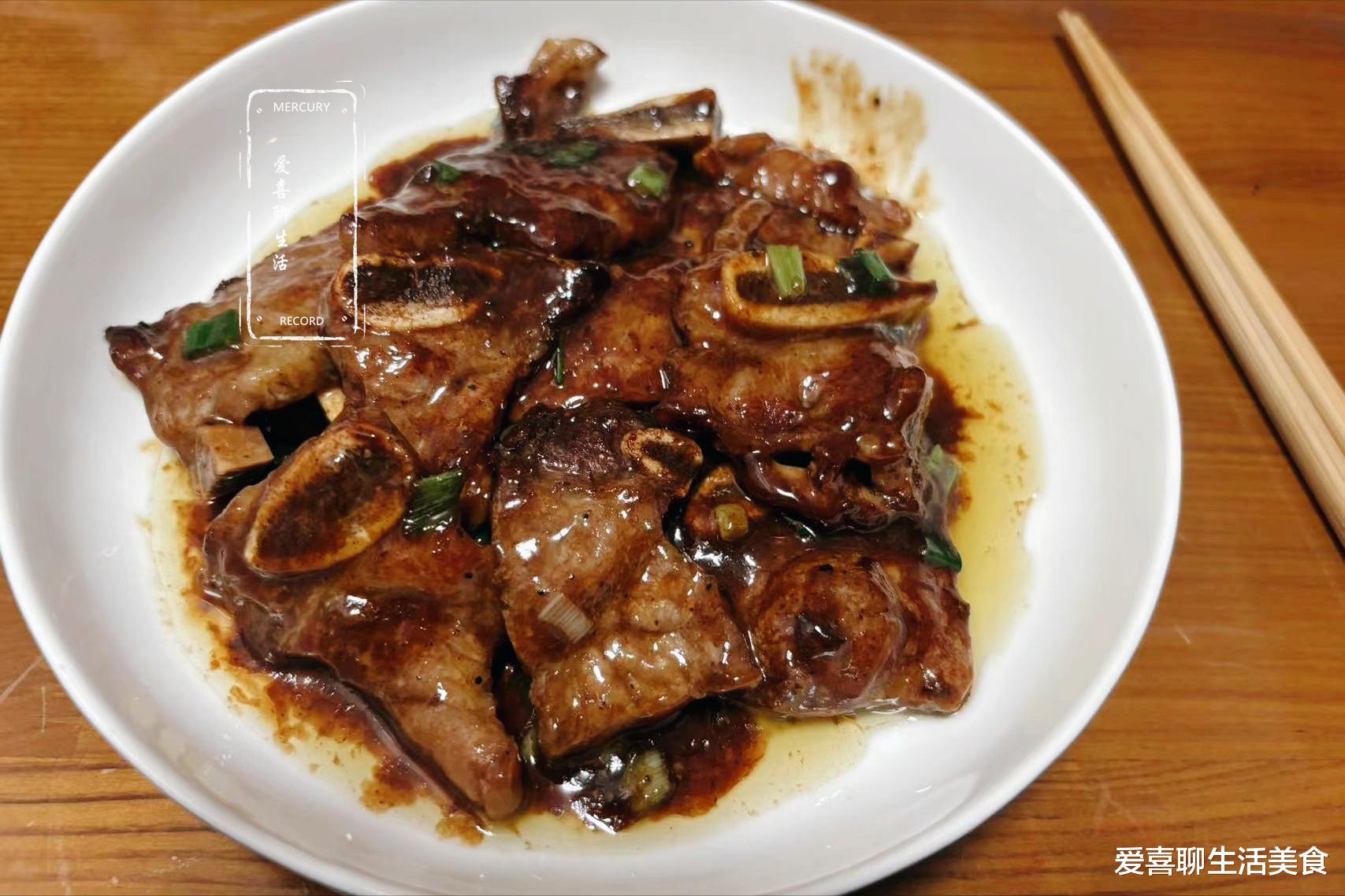 夏季吃猪排不如吃它,高蛋白低脂肪鲜嫩美味,煎一盘贵不了几个钱