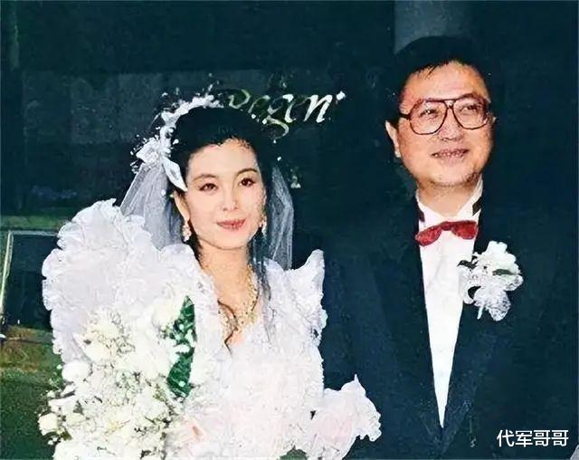 21岁嫁52岁亿万富豪，结婚13天老公离世，打10年官司获遗产900万