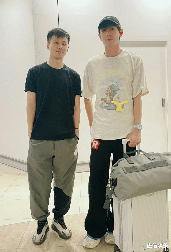 赵丽颖频繁辟谣新恋情，林更新疑隔空再度表白，个性穿搭引争议