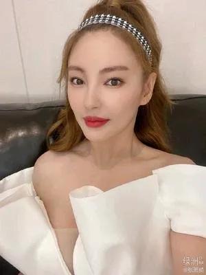 张雨绮恋情大揭秘:浪漫邂逅与甜蜜瞬间,让人羡慕不已!