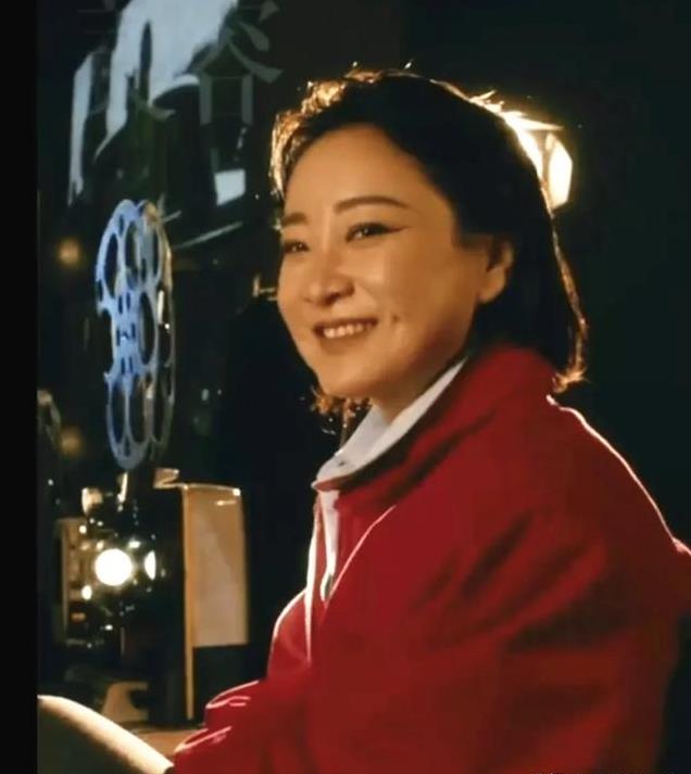 贾玲第三部新片曝光，冲击100亿票房！这次拍反传销，主演有惊喜