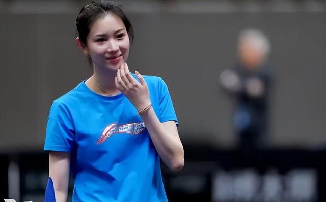 孙颖莎陪练美到全网沸腾!网友:这脸蛋,进娱乐圈都能横着走