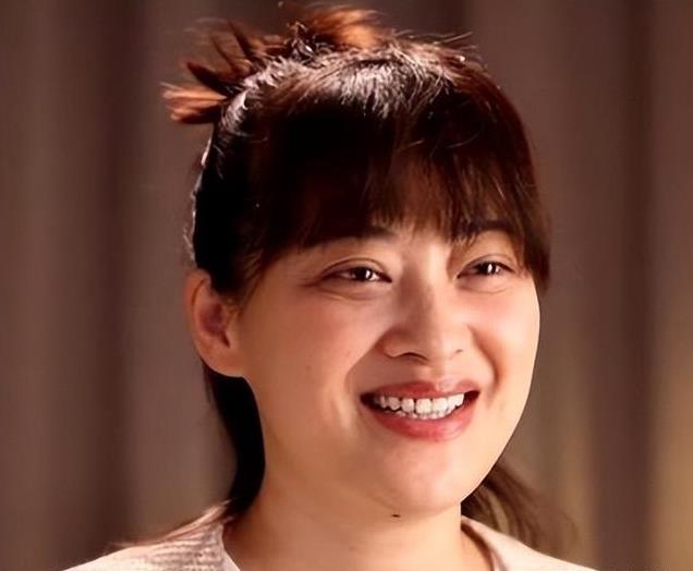 女明星卸妆大变样,陈都灵太普,梅婷熊猫眼,章子怡变无眉大侠