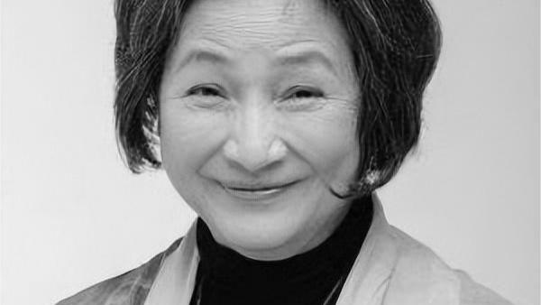 噩耗！著名演员郑佩佩传出消息：一路走好，享年78岁