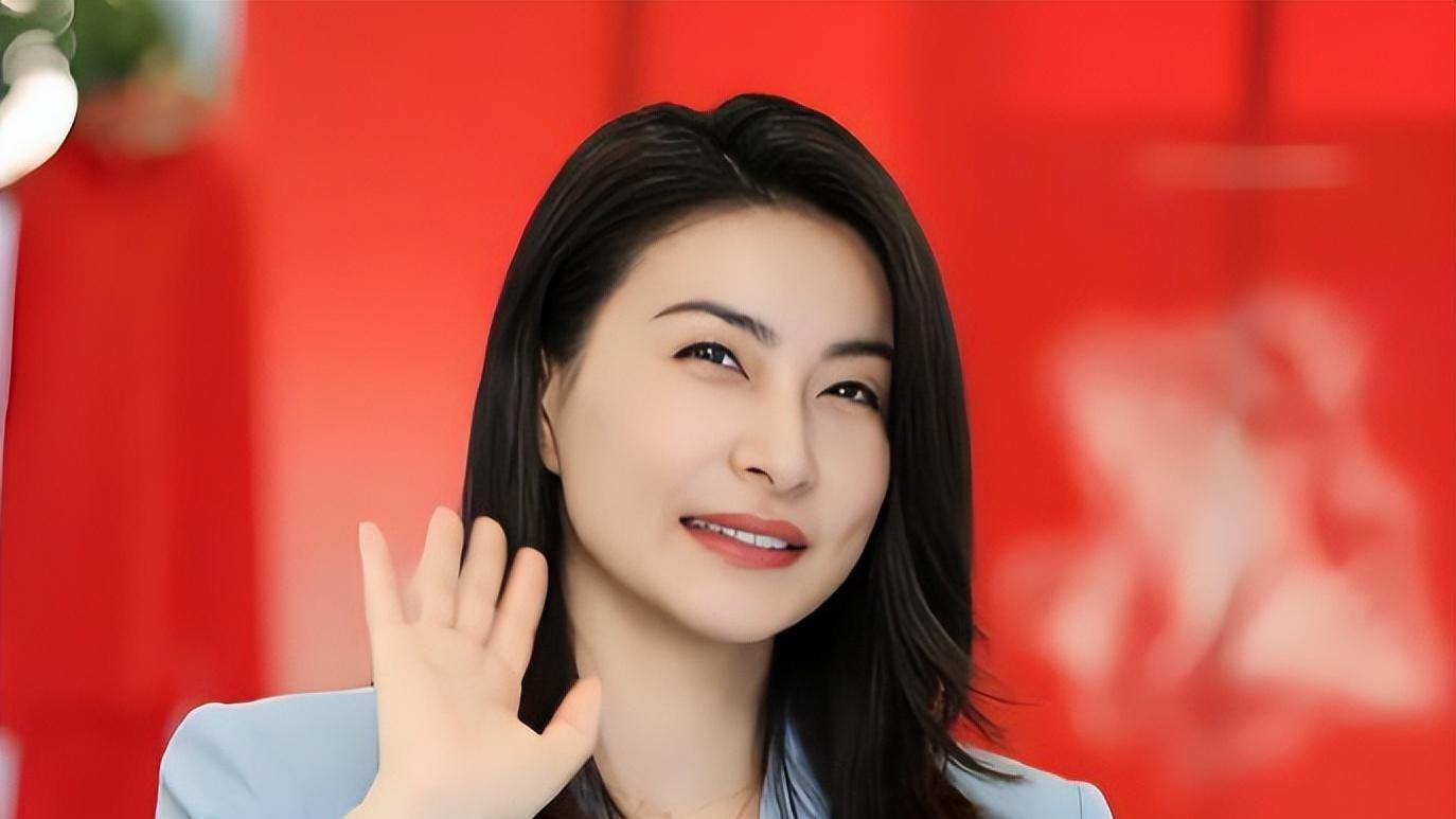 霍启刚怎么也不会想到？娶进家门的郭晶晶一举打破霍家百年家规。