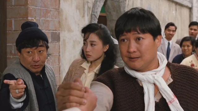 他是刘家良胞弟 演戏导演全能 不受哥哥重用 与洪金宝更像亲兄弟