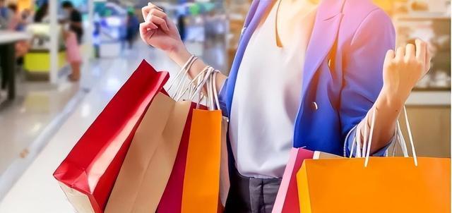 九成都是假貨！利潤(rùn)率高達(dá)2400%，消費(fèi)者卻還心甘情愿“被宰”