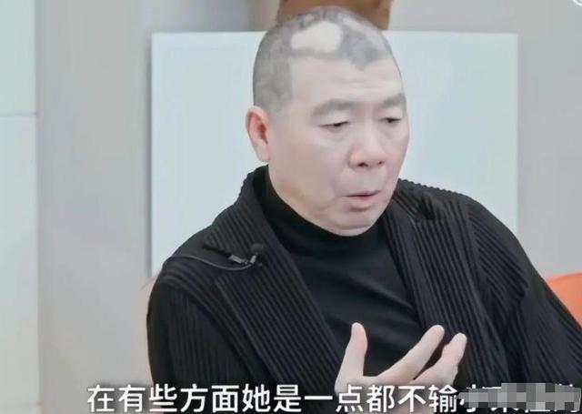 父亲是老戏骨，她长相平平却资源不断，被冯小刚称其低估的星二代