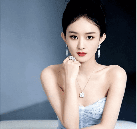 4年赚13亿,和冯绍峰离婚后的赵丽颖,为何不要儿子的抚养权